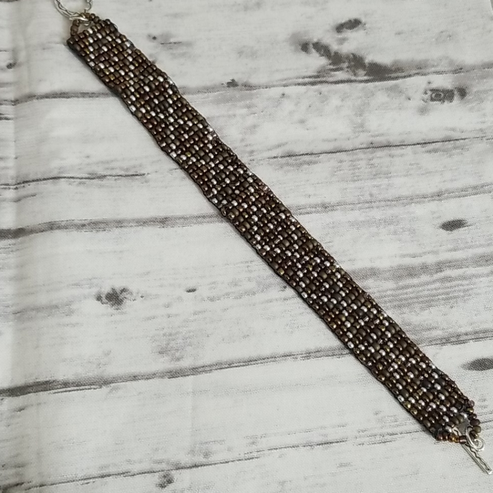 Brown, silver loom beaded bracelet - Picture 5 of 8
